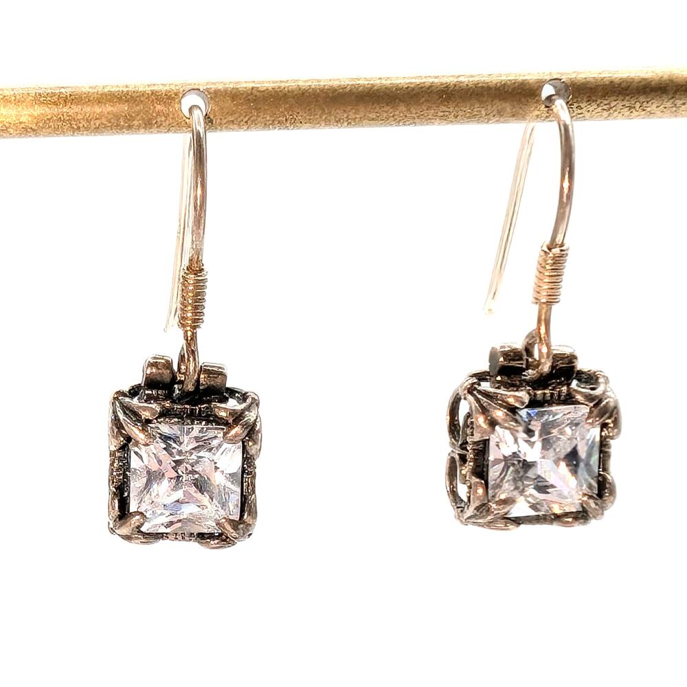 Silpada Designs Retired 925 Sterling Silver CZ 'Uptown' Dangle Earrings